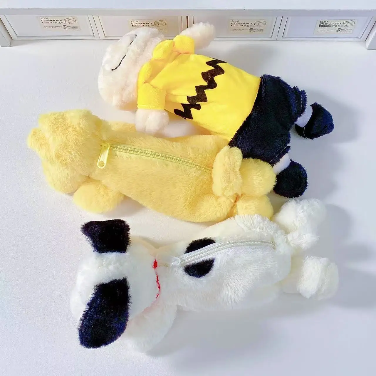 Snoopy Plush Pencil Case Large Capacity Stationery Bag Cute Fluffy Pen Pouch for Students Girls Kawaii Backpack Organizer Gift