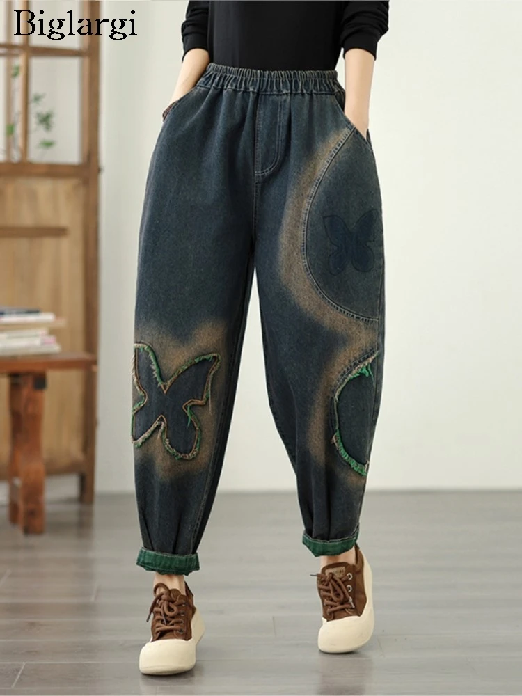 

Джинсы большого размера, осенние шаровары, женские модные женские брюки с вышивкой бабочки в стиле ретро, повседневные свободные женские брюки с эластичной резинкой на талии