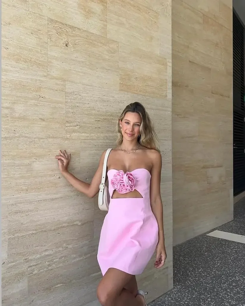 

2025 Satin Prom Dresses Strapless Graduation Cocktail Ball Gown Party Dresses Mini Dress 3D Flower Short Homecoming Dresses