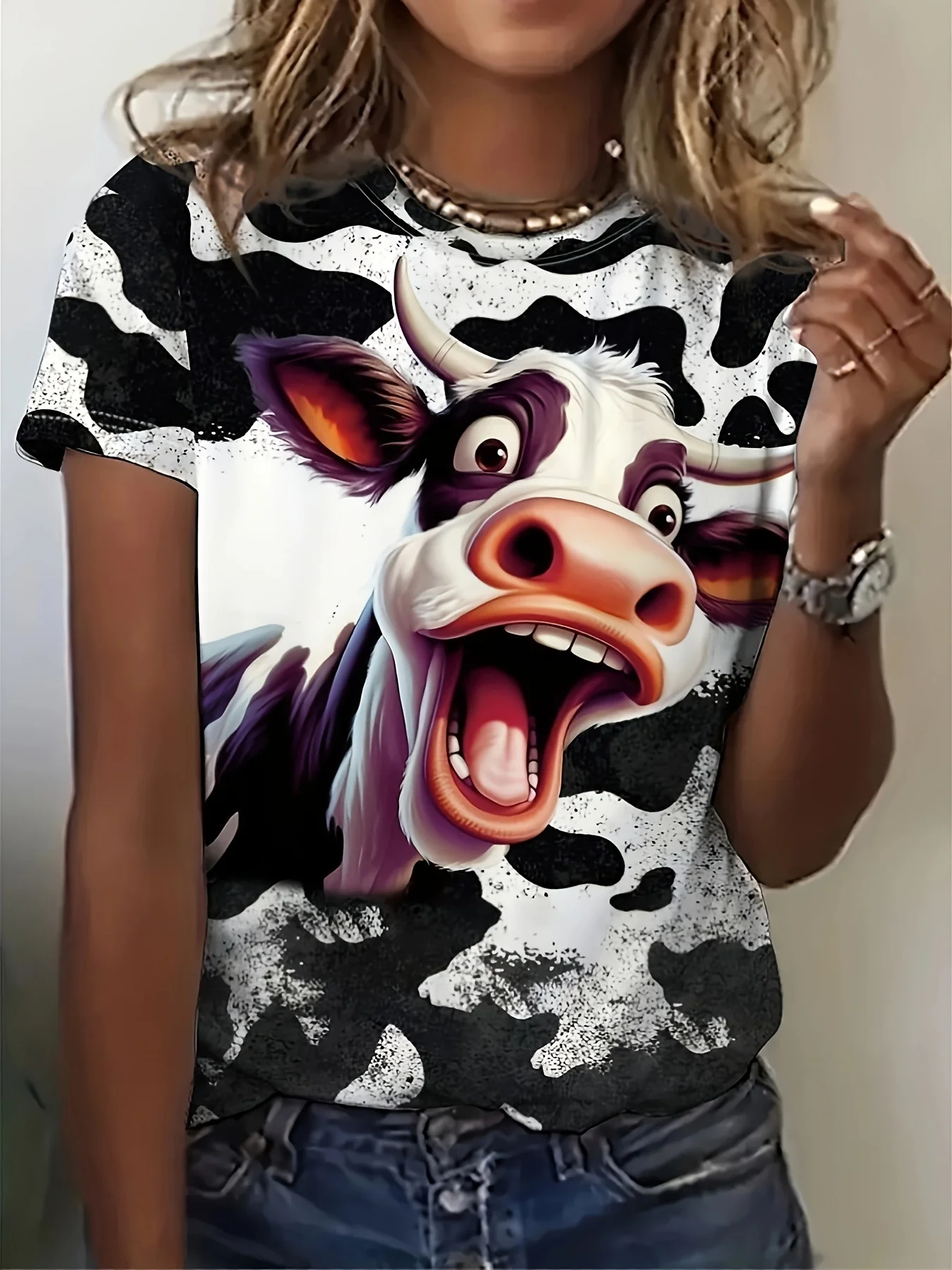 Women T‑Shirt Funny Screaming Cow Cartoon Animal Print Pattern Short Sleeve Crew Neck Casual Summer Tops