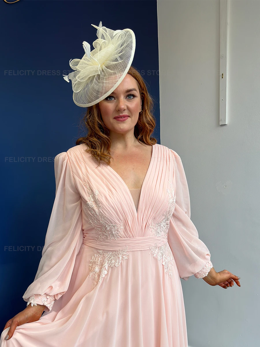 Elegant Plus Size Mother of the Bride Dress 2025 Customized A-Line V-Neck Wedding Guest Dress Chiffon Pleat Formal Occasion Gown