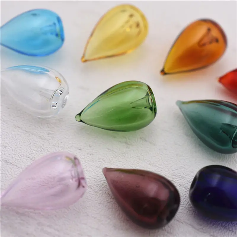 2pcs Water Droplet Shape Glass Diffuser Perfume Refillable Handmade Essential Oil Aromatherapy Bottle Jewelry Glass Pendant