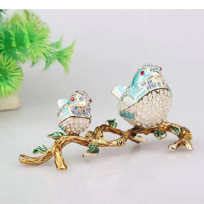 Bird on Branch Painted Alloy Storage Jar Ring Ear Pendants Organizer Box Dresser Tabletop Magnetic Suction Type Jewelry