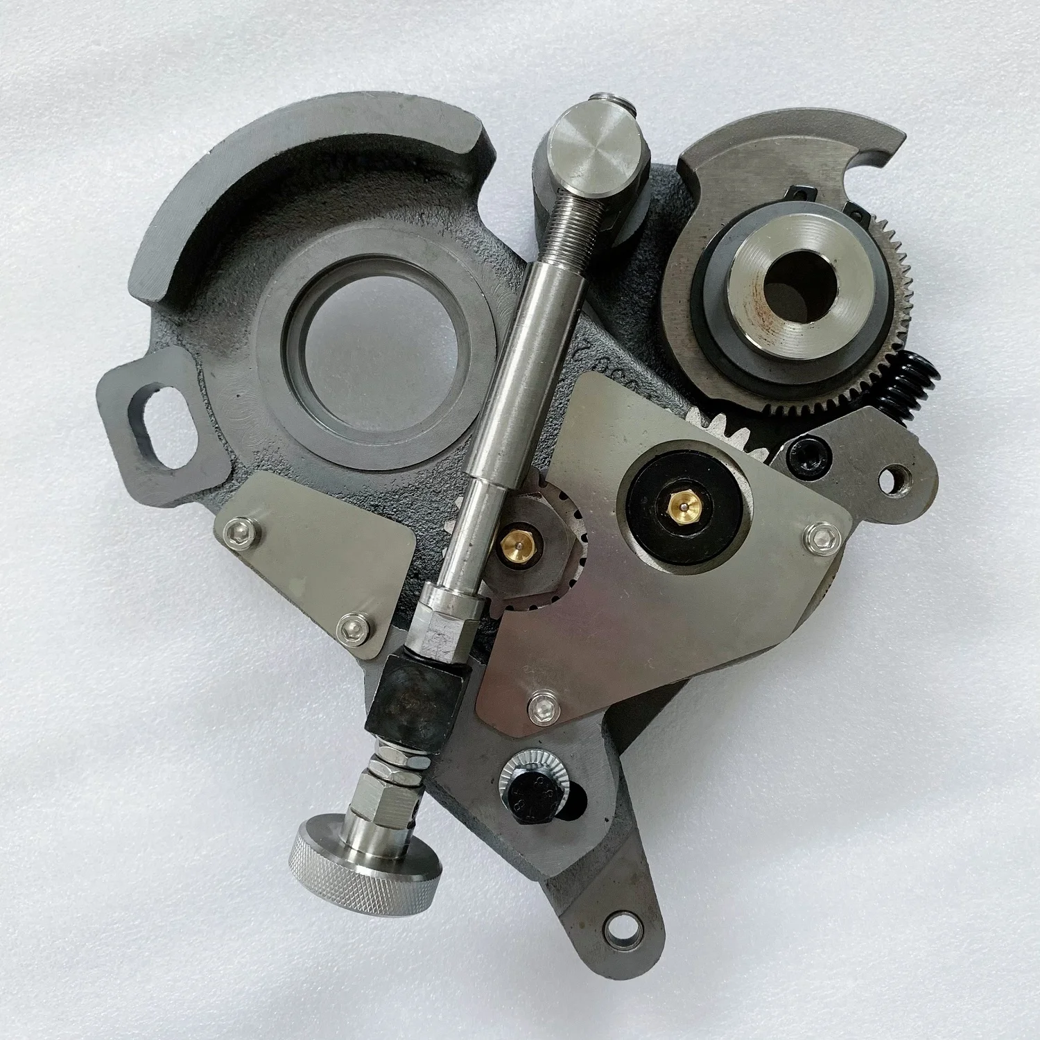 High-quality CD/SM102 bearing plate 71.030.231G for damping system 71.030.231 is suitable for Heidelberg offset press accessorie
