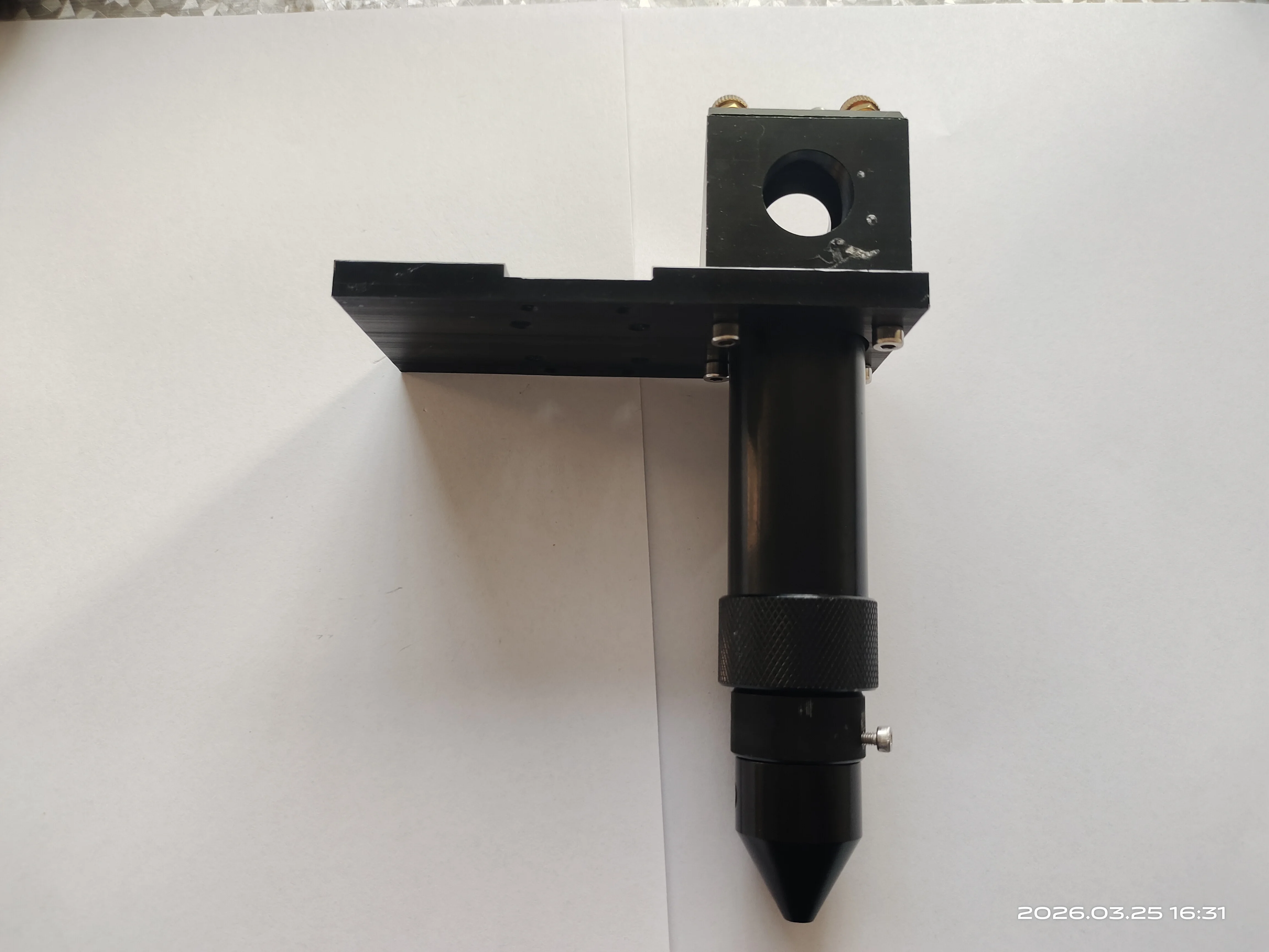 

Laser Head Which suitable for 20mm diameter focus lenses and 25mm diameter mirrors