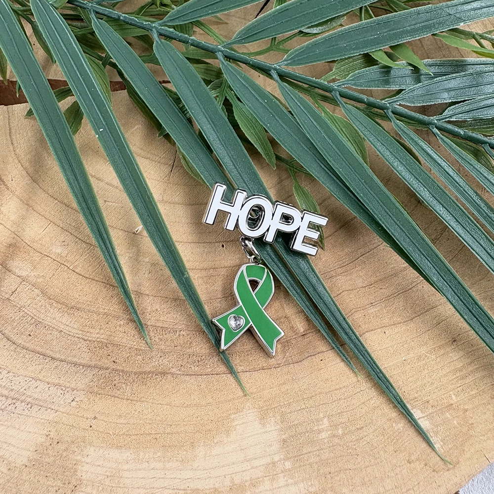 Grünes Aufmerksamkeitsband, Hoffnungs-Emaille-Pin, Brosche zur Unterstützung der psychischen Gesundheit, Leberkrebs, Lyme-Krankheit, Anhänger-Abzeichen, medizinischer Schmuck, Geschenk – Detail 11