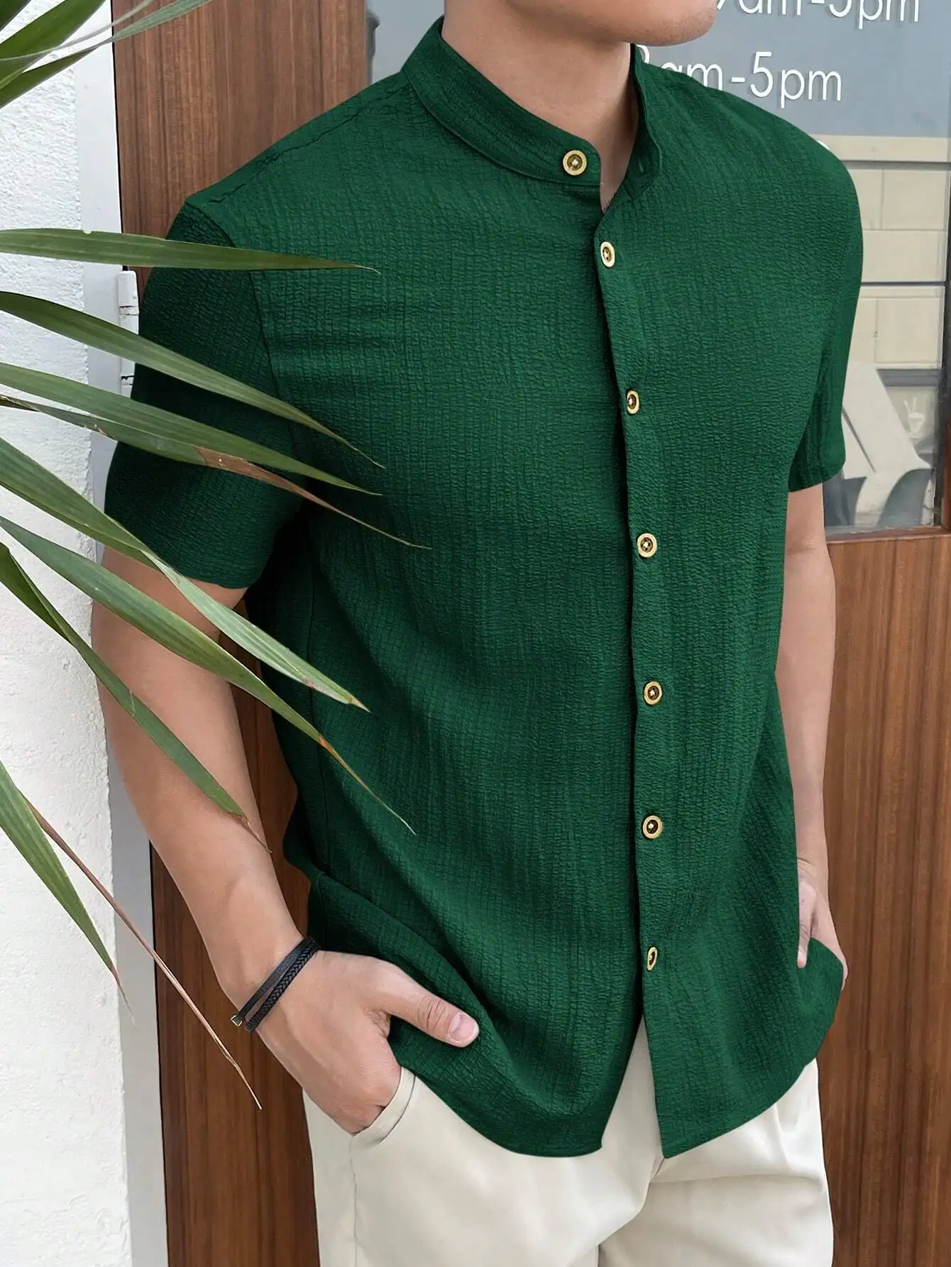

Men's Solid Green Short Sleeve Woven Shirt with Mandarin Collar and Gold Buttons