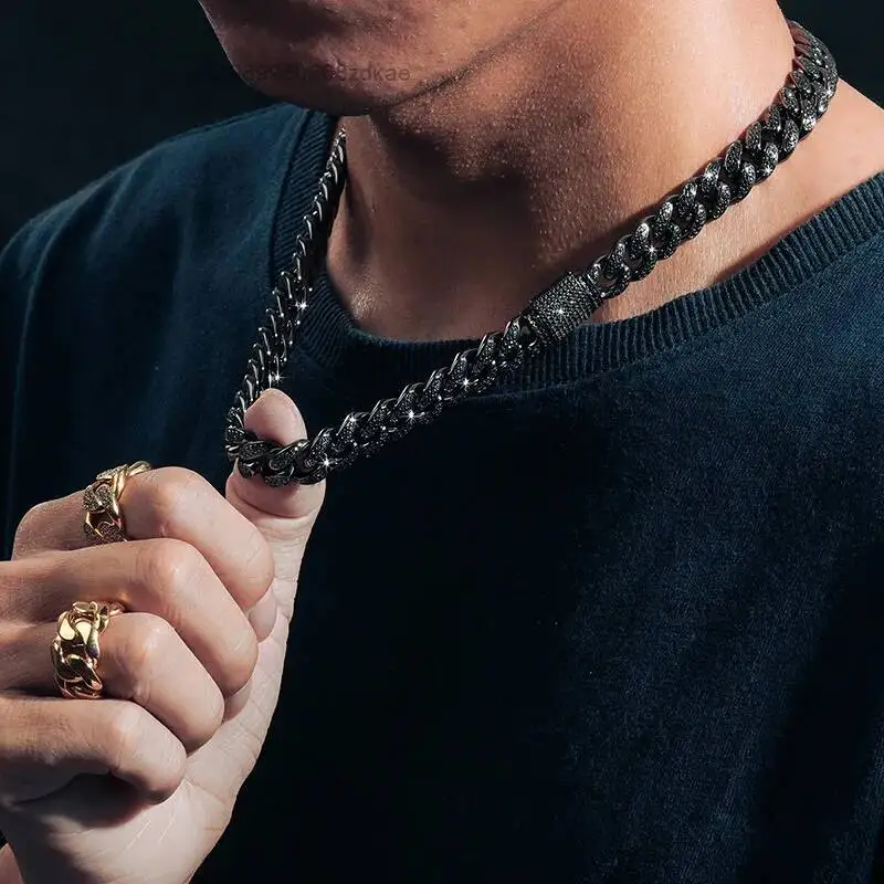 Fashion Fresh Item 12mm Black VVS Moissanite Iced Out Cuban Link Chain Hip Hop Fine Jewelry 925 Sterling Silver Diamond Cuban Ne