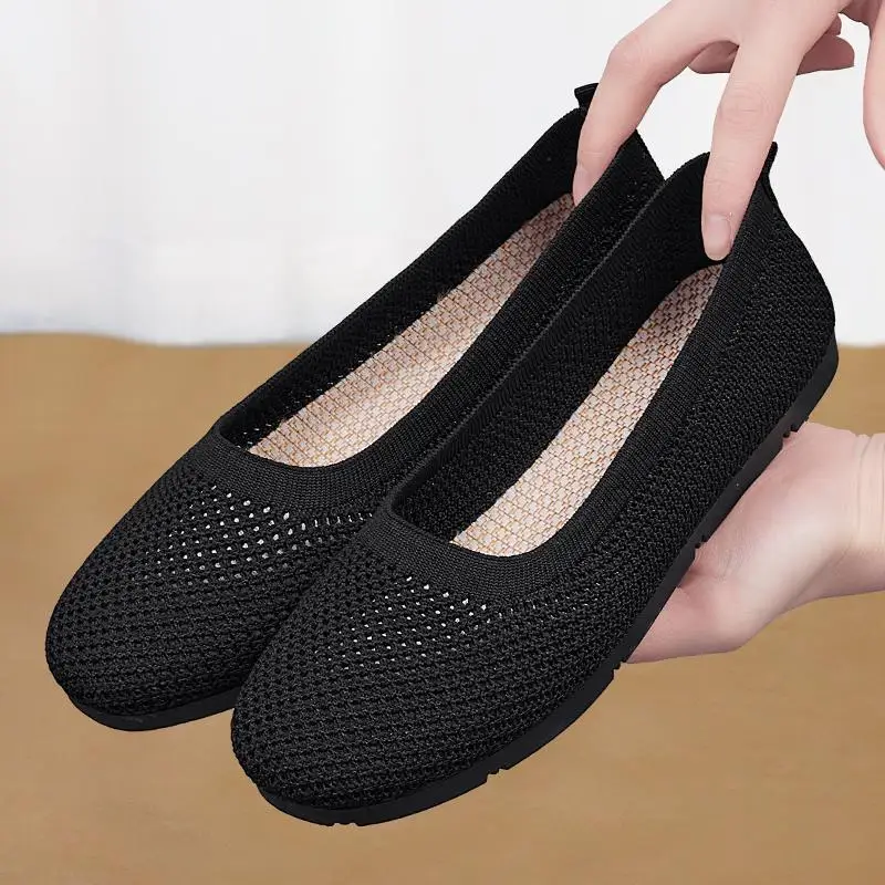 Beijing Ladies Breathable Work Shoes Summer New Style Net Shoes Black for Office round Toe Slip-On Fashion Single Shoes