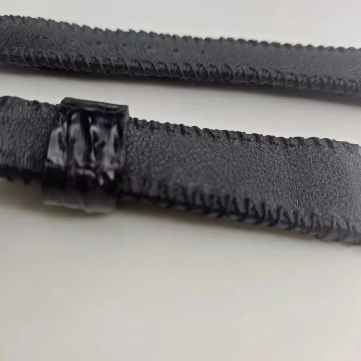 2026   Handmade genuine leather strap, crocodile leather tail flag, hand sewn strap, men's domineering new high-end watch strap