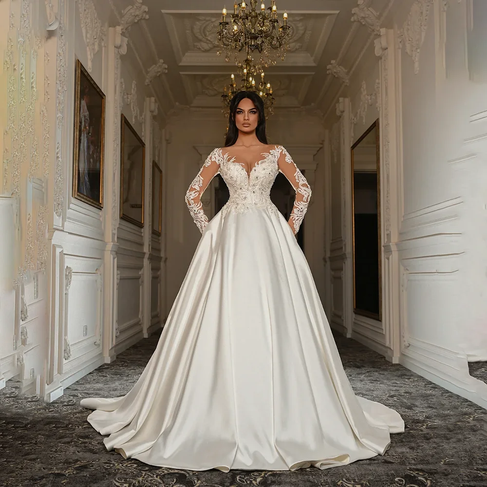 Abiti da sposa di lusso personalizzati Scollo a cuore Applique in pizzo Maniche lunghe Raso A Line Sweep Train Abiti da sposa da sposa