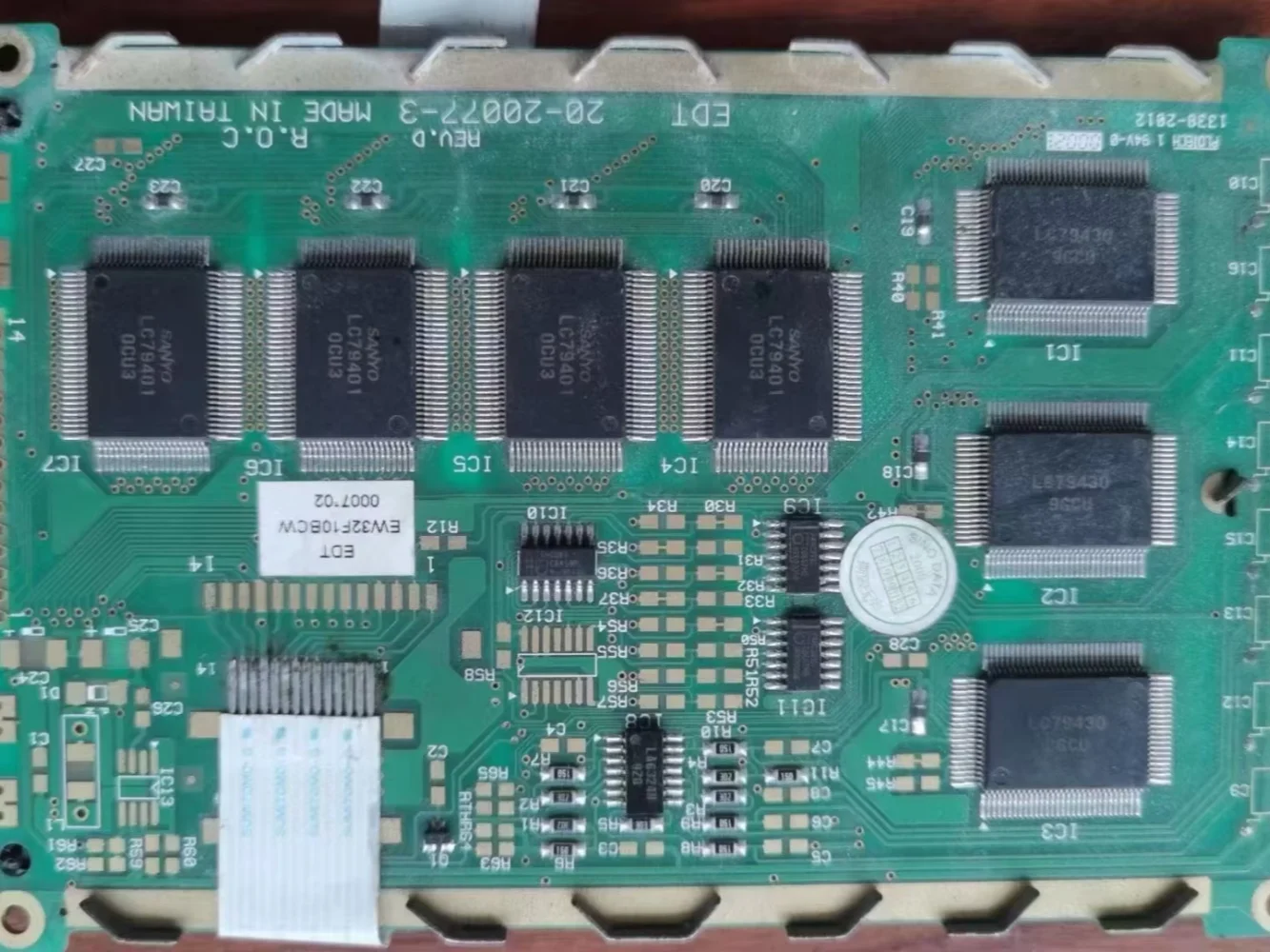 

EW32F10BCW industrial display screen