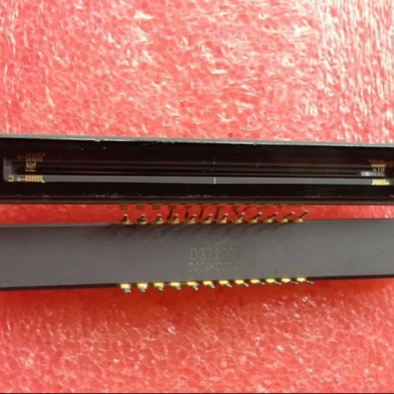 

1 шт. UPD3729D D3729D 5000 пикселей X 3 цвета CCD линейный датчик IMAGE