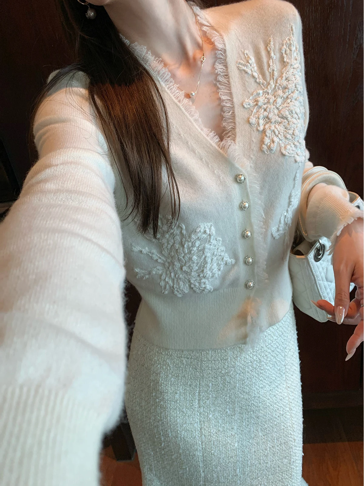 

DAJOS Red Label 00% Camere Snow Weave Cloud Garment Embroidered Tassel Knitted Open Cardigan Ele Premium Women's Sweater
