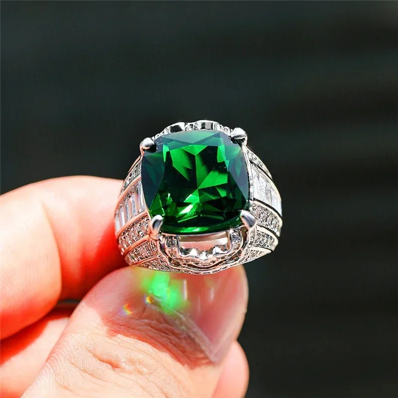 Fashion Women Solid 925 Sterling SIlver Rings with Oval Cut AAAAA Royal Emerald Green Olive Zircon Ring Wedding Jewelry Gifts