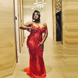Red Plus Size Prom Dress With Beads Crystals Celebrity Formal Occasion Birthday Dress To Christmas Sleeveless robes de soirée