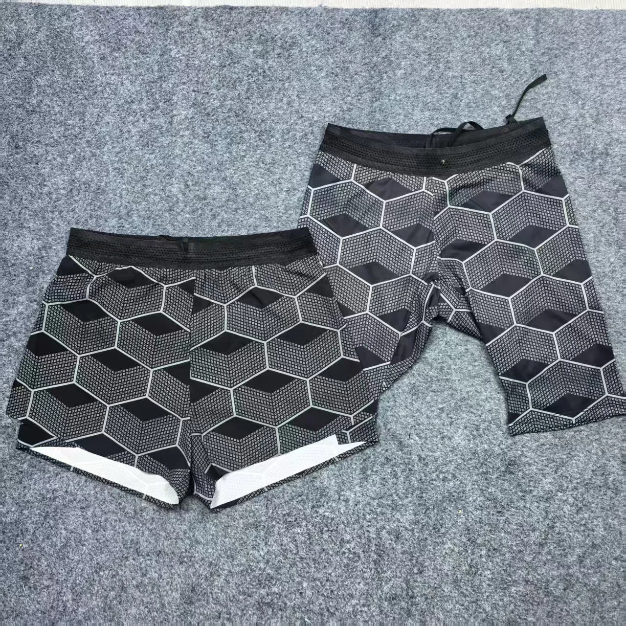 Summer Sale Favorite Black Geometric Print Men's High Waist Running Shorts Lightweight Shell Breathable Mesh Marathon Shorts