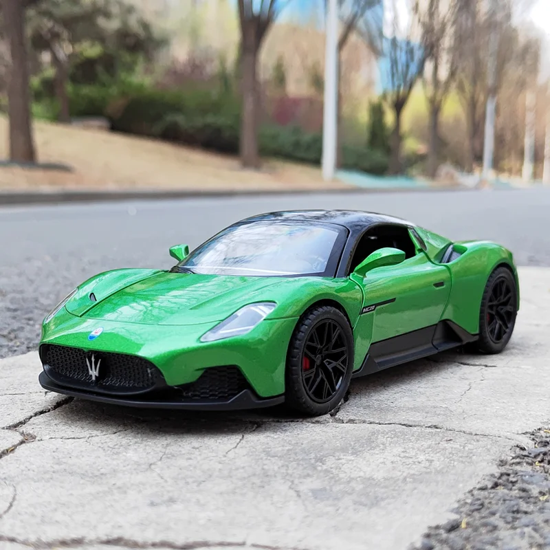 

1:22 MC20 Модель автомобиля из сплава, металлический литой под давлением большой масштаб, коллекция игрушечных моделей, звуковой и световой игрушечный автомобиль, подарок для детей