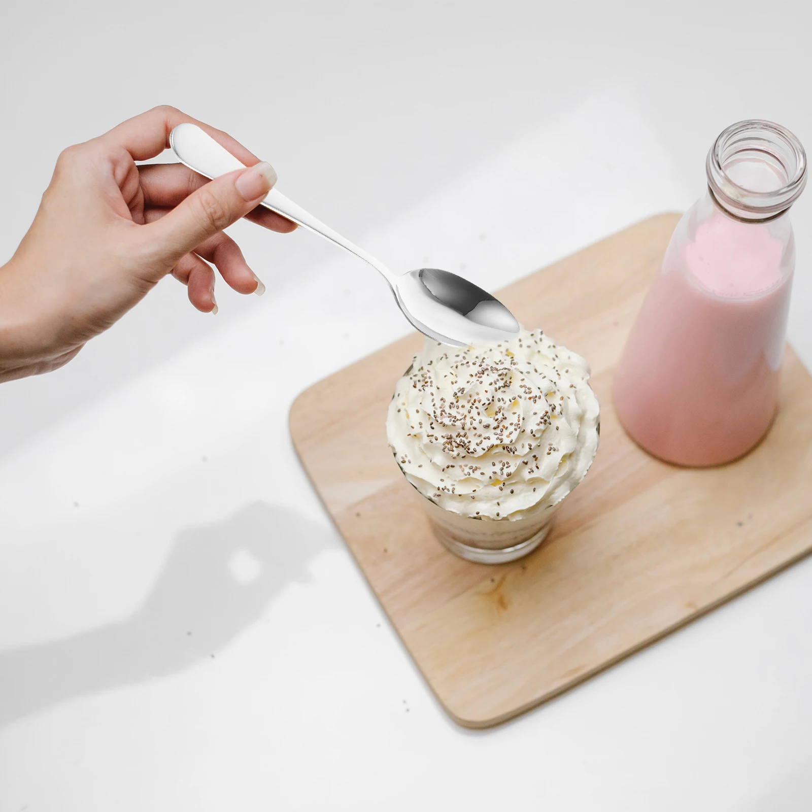 

6Pcs Stainless Steel Dessert Spoon Set Kitchen Food Spoons for Soup Rice Porridge Coffee Stirring Home Dining Supplies