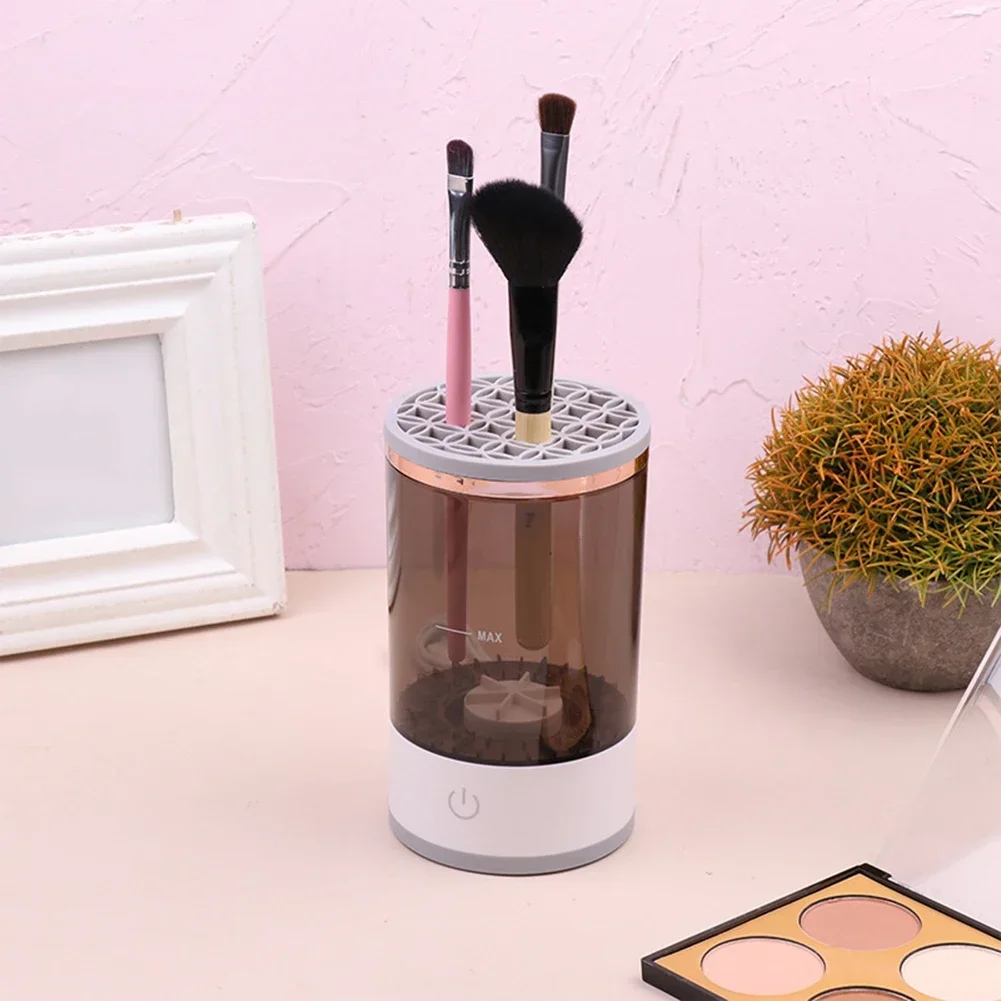 

Makeup Brush Cleaner Machine USB Powered Electric Make-Up Brush Cleaner Dryer Dust-Proof for All Size Beauty Makeup Brushes Set