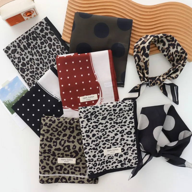 2025 Pure Cotton Simple Anti-Aging Red and Black Polka Dot French Artistic Retro Hepburn Style Travel Decoration Headscarf