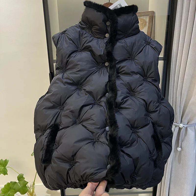 2026 New Winter Sleeveless Jacket Female Down Vest Fleece Lined Puffer Waistcoat Ultra Light Winderproof Outwear Women Gilet Top