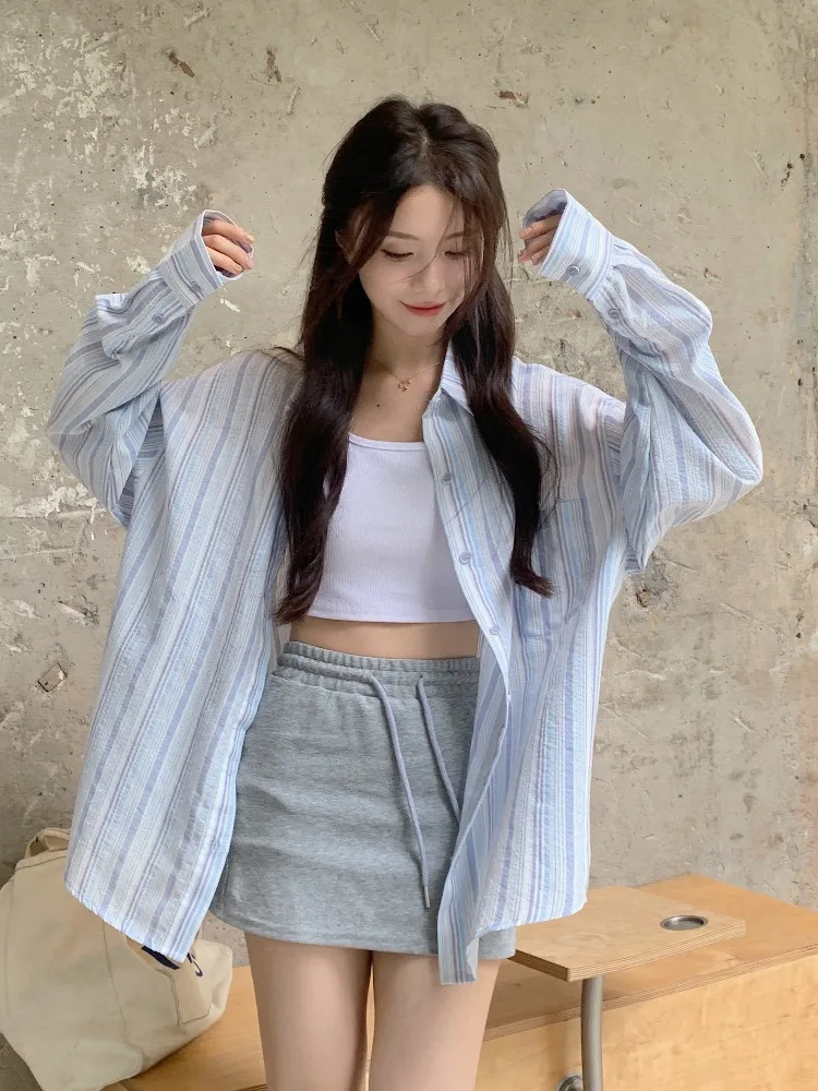 

Синий полосатый кардиган с защитой от солнца, тонкий, весенний, свободный, с длинными рукавами, на пуговицах, повседневный, с воротником, для женщин