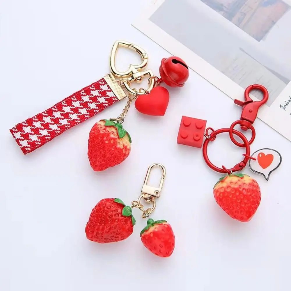 Cute Creative Car Key charms Bag Pendant Gift For Friend Backpack Pendant Key Accessories Strawberry Heart Keychain Key Holder