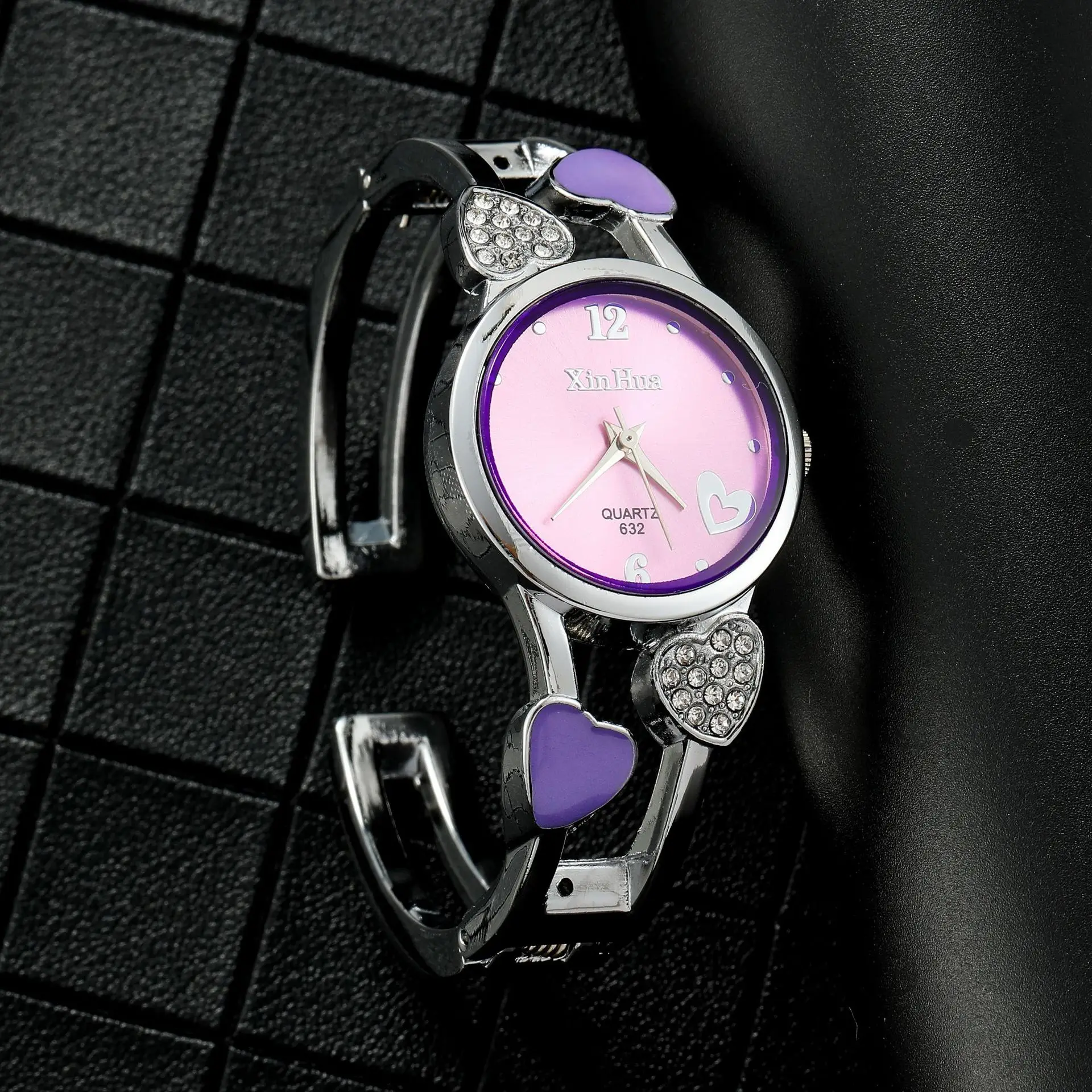 Open Heart Watch - Women's Watch Light Luxury Heart shaped