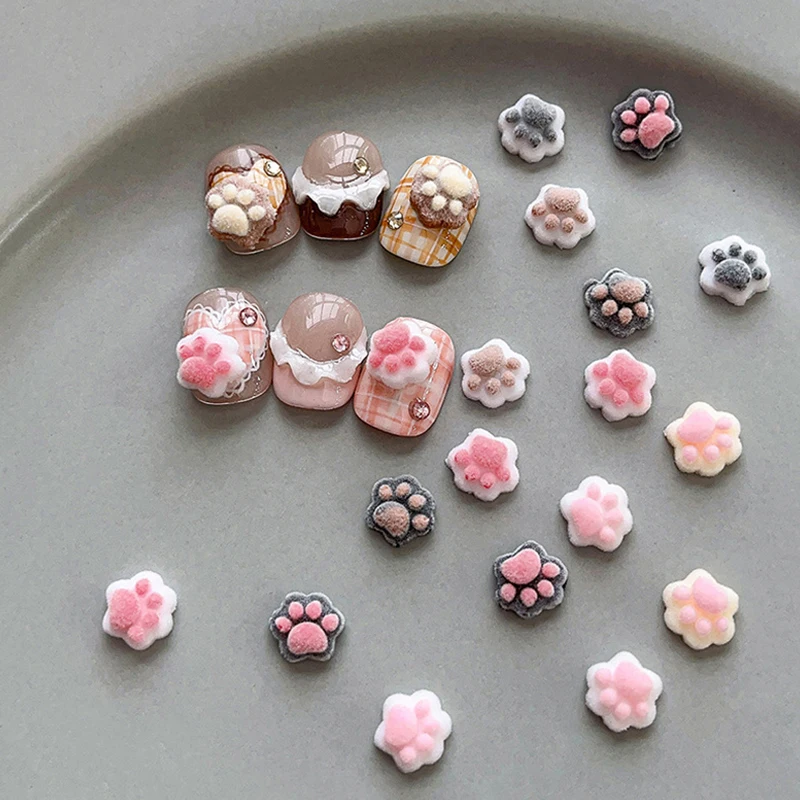 【Peace】10pcs 3D Plush Mini Cat Paw Nail Art Charms Velvet Resin Nail Art Decor Cartoon DIY Manicure Salon Party Winter Girl Gift