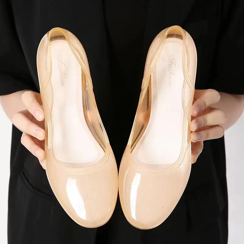 Woman\'s New Summer Casual Square Heel Shoes Soft Sole Non Slip Shallow Slip-On Crystal Jelly Rain Shoes Waterproof Nude Shoes