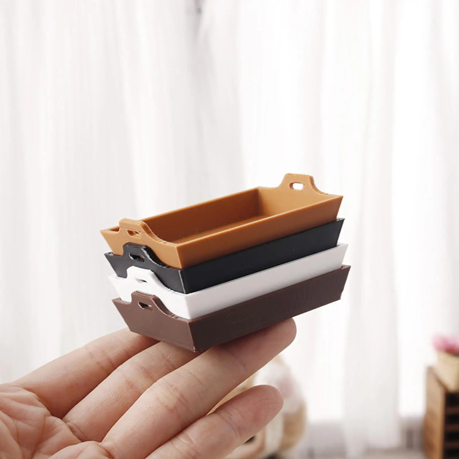 

4 миниатюрных подноса для кукольного домика с ручками, декоративные корзины для хранения, кухонный реквизит, сервировочные подносы, аксессуары для кукольного домика