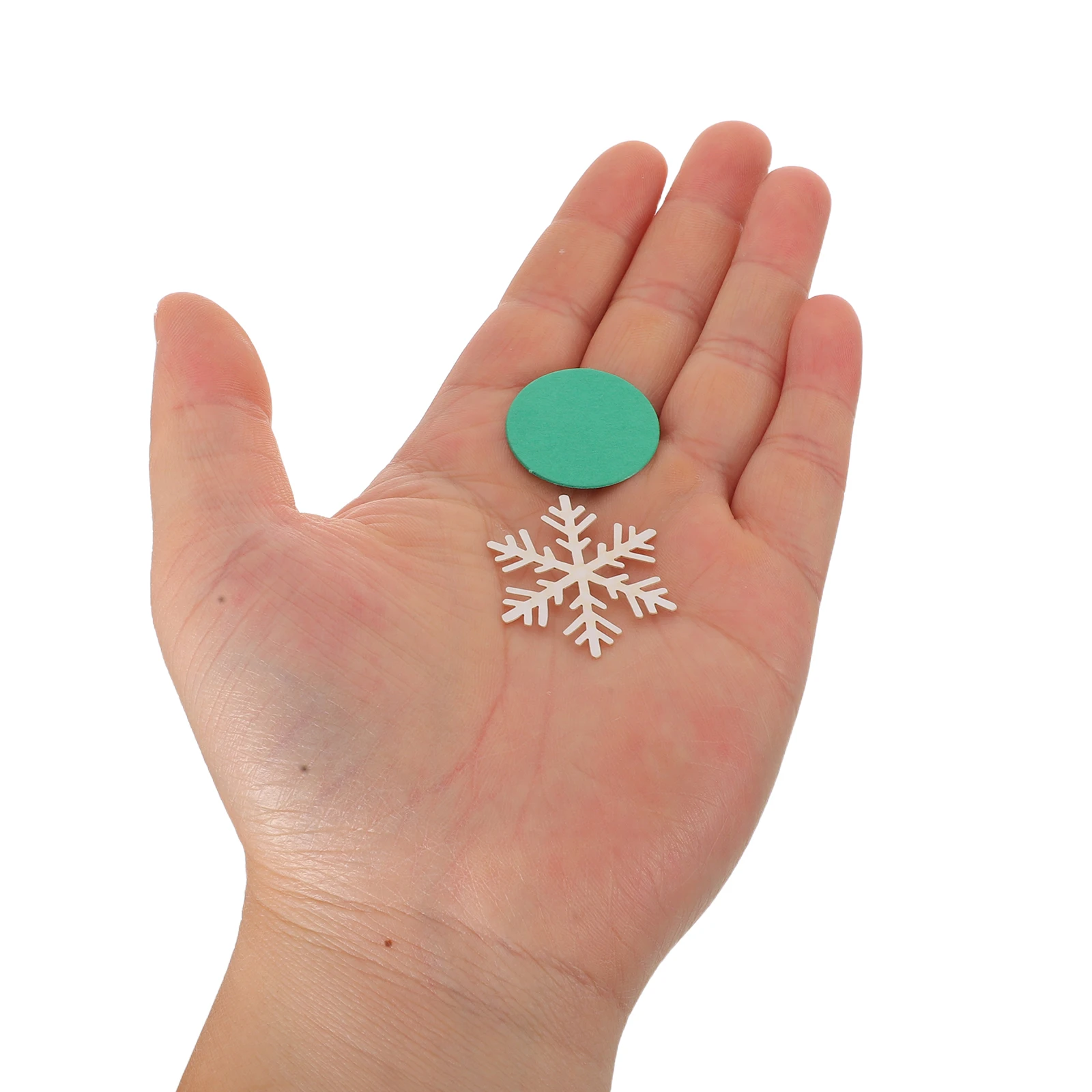 

300Pcs Christmas Snowflake Confetti Glitter Paper Sprinkles Table Decorations Holiday Party Winter Scatter Festive Occasion