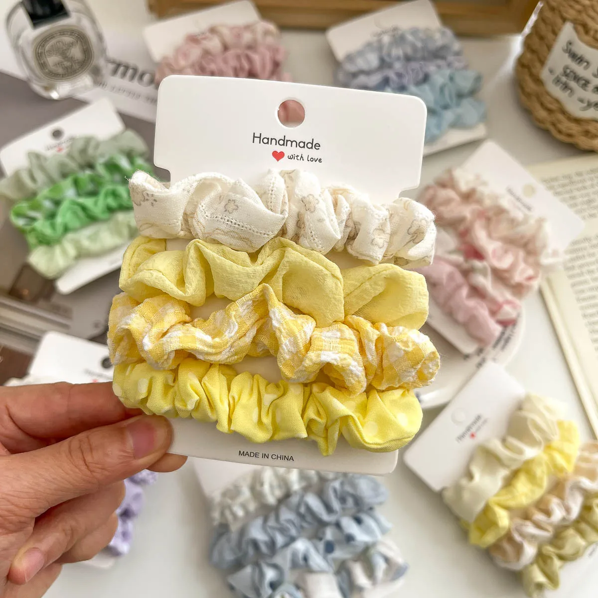 Hair Scrunchie Dopamine Colorful Fabric Small Sweet Premium Girls Hair Accessory for Twin Ponytail Daily Lightweight