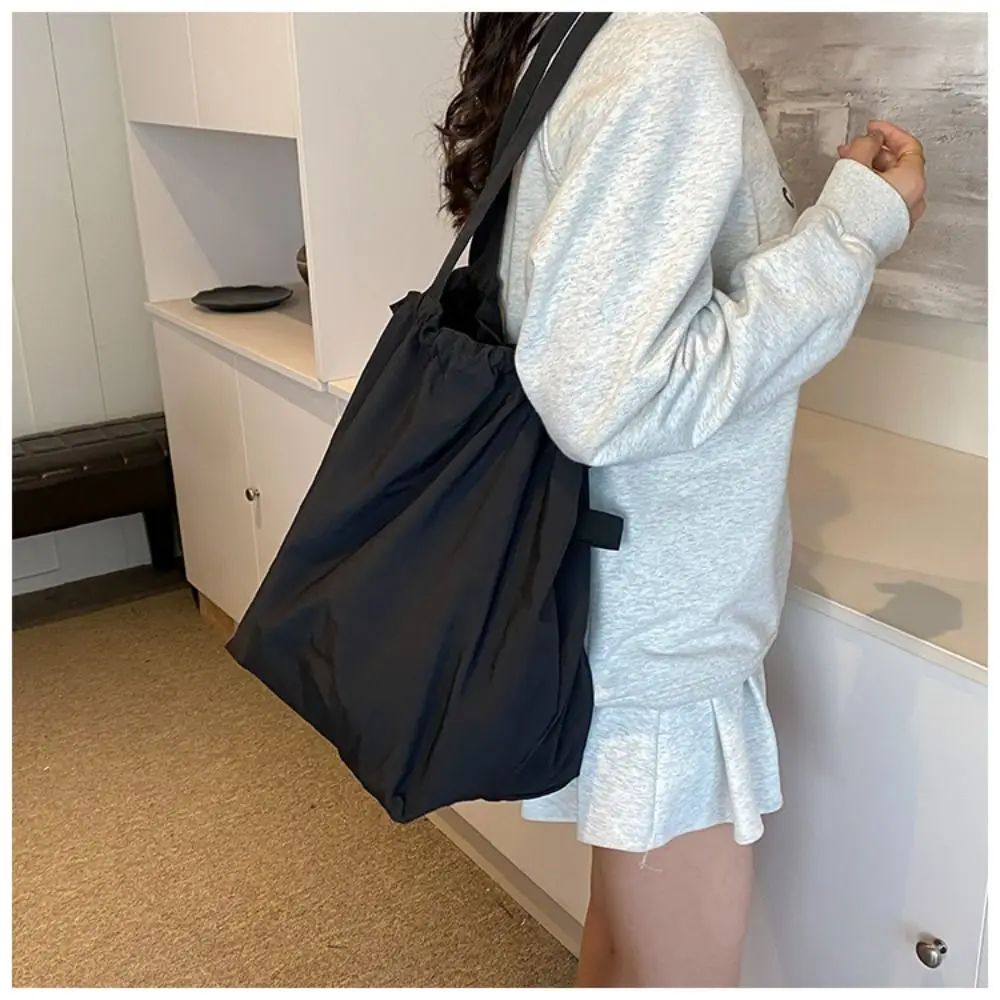 Ultra-Light Casual Drawstring Shoulder Bag Nylon Large Capacity Messenger Bags Messenger Bag Shopping Bag Women