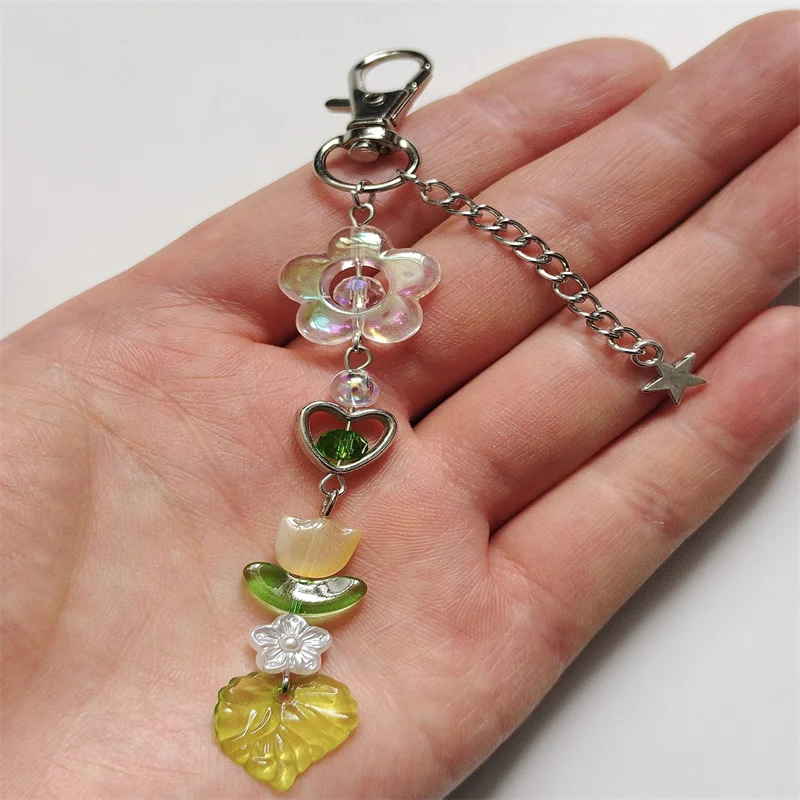 Aesthetic Green Leaf Ghibli Cute Keychain Phone Accesory Charm Tulip Glass Heart Star Cottagecore Beaded Keychain y2k