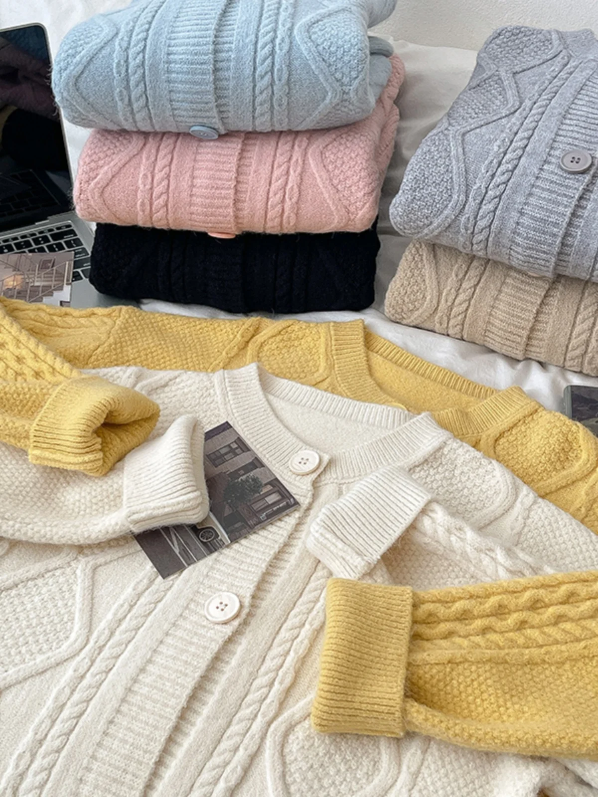 

Lu Thiened однотонный свитер, пальто, новинка весны, женский модный нежный вязаный топ, теплый круглый длинный свек на пуговицах