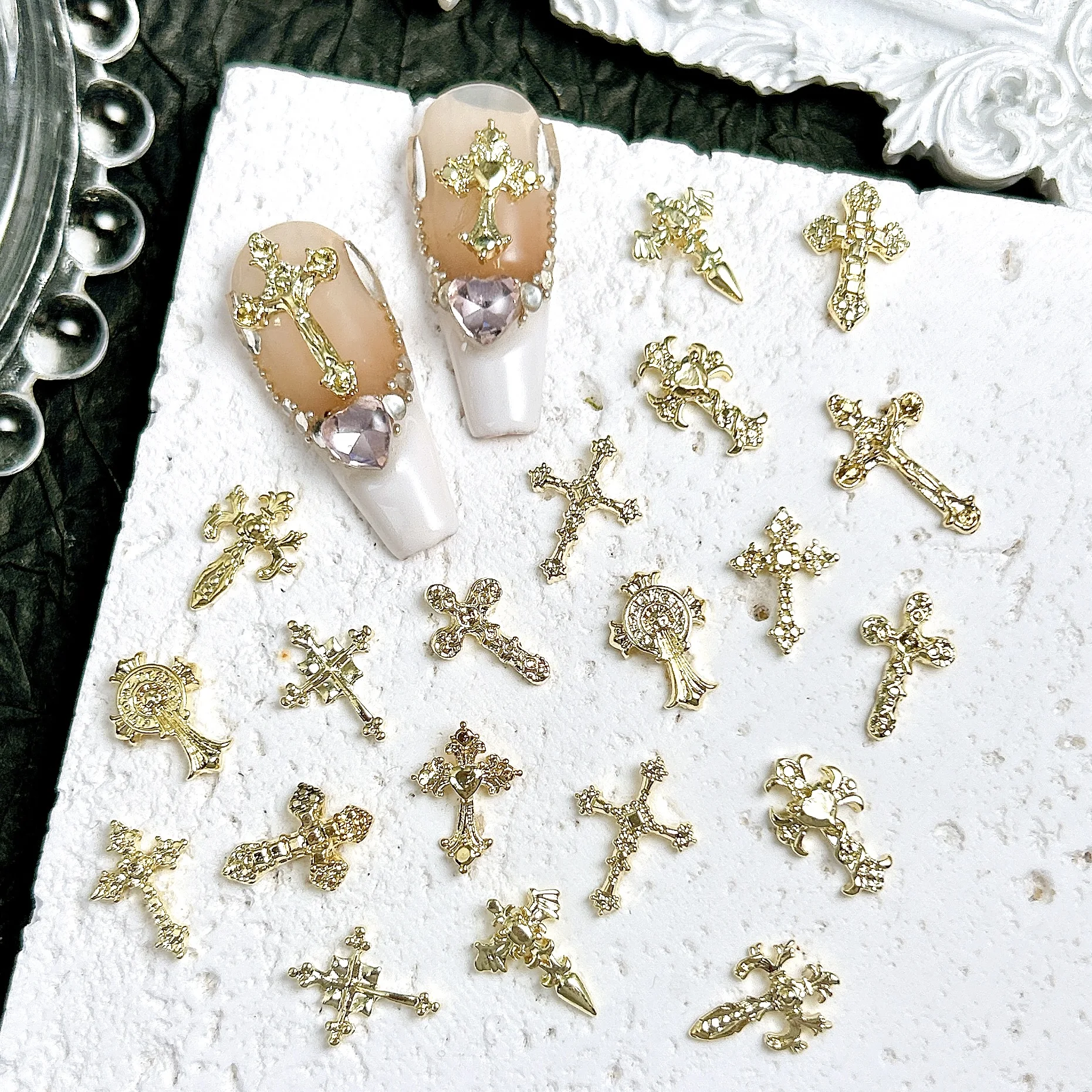 

20 шт., 3D сплав, классические подвески для ногтей с крестом, новые креативные трехцветные украшения для дизайна ногтей Y2K для DIY, принадлежности для ногтей в стиле панк