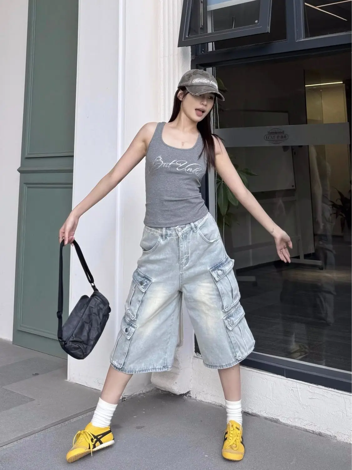 Women's Multi-pocket High Waist Loose Wide Legs Seven-point Retro Wash Straight Work Jeans