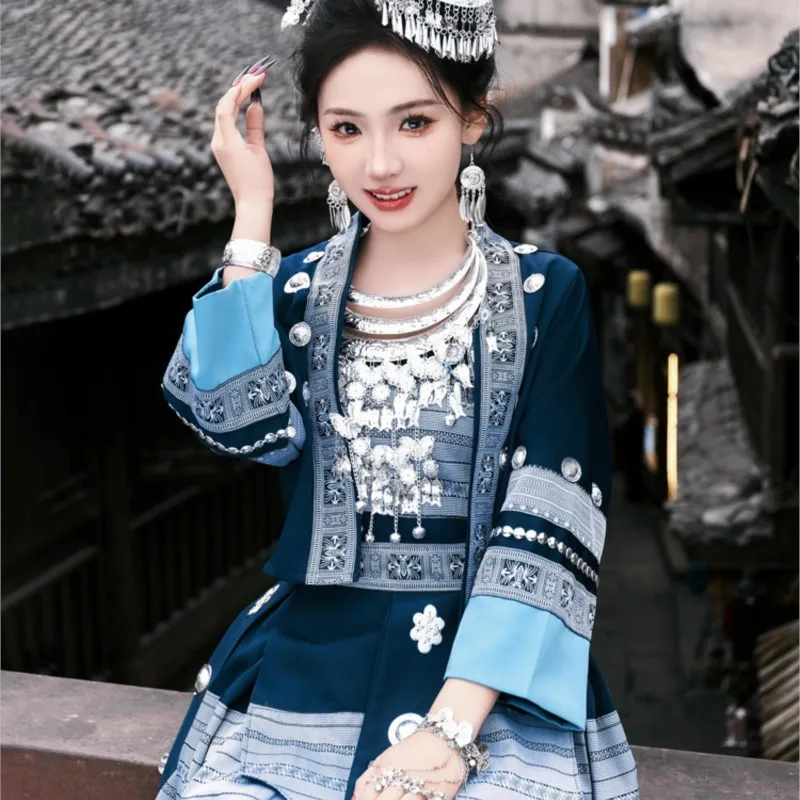 

New national dress female batik exotic girl art photography ethnic style dance performance