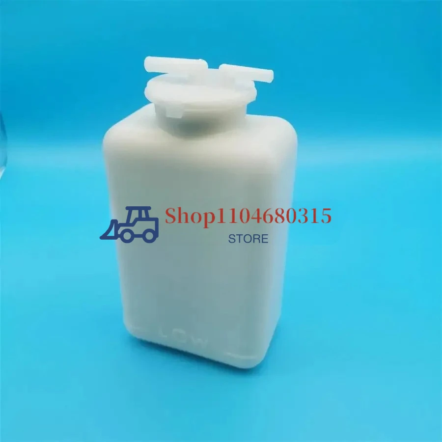 

RA22142400 RA22142500 КРЫШКА БАКА KUBOTA U15 U17 WATER SUB