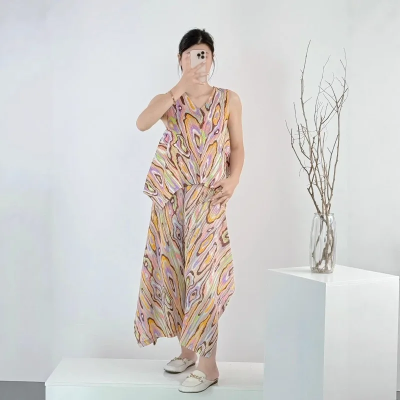 

Комплект брюк Miyake Pleated Plisse 2026: летний модный комплект, светло-розовые брюки с принтом «Годовые кольца», винтажный стиль, свободный крой