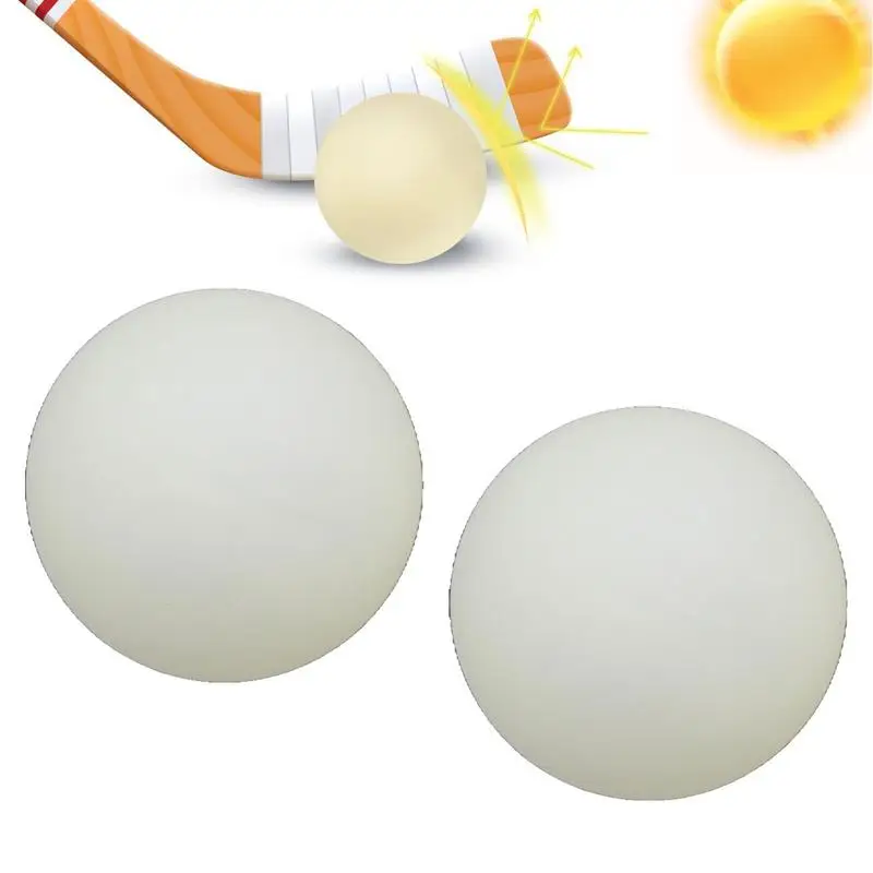 Hockey Pucks 2 ชิ้น Light Up สีเขียวกีฬา Dodgeballs Street Hockey Balls ลูกบอลกีฬาของขวัญฮอกกี้สําหรับในร่มกลางแจ้งแผนที่ Roller