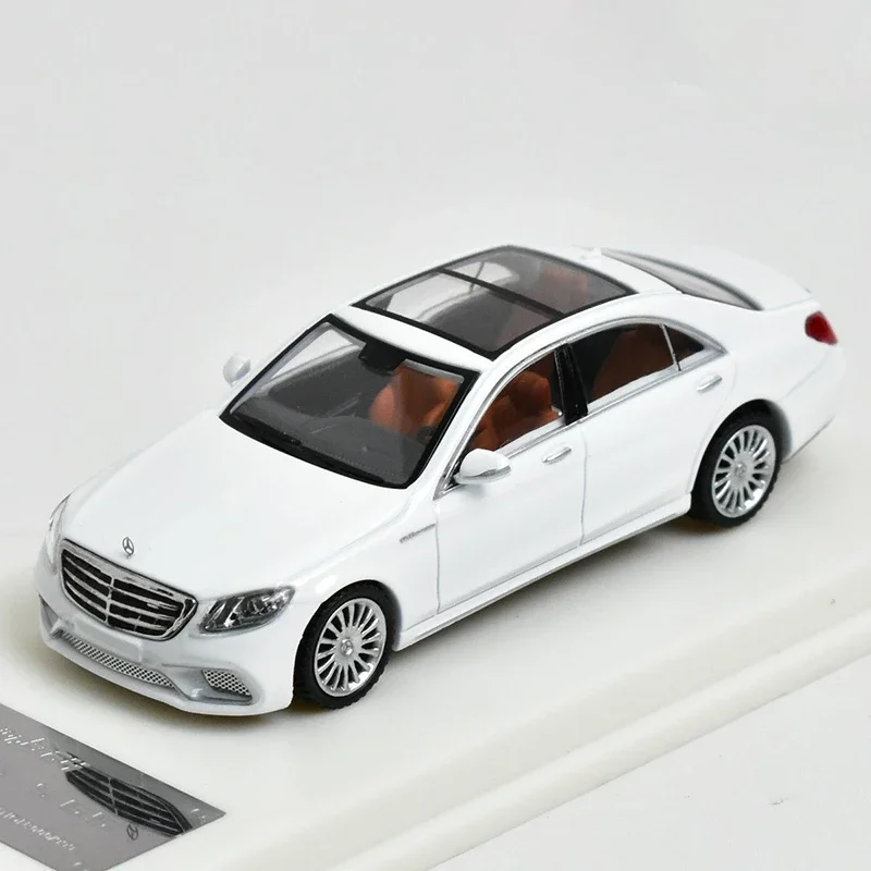 Diecast 1/64 Scale Mercedes Benz S Class AMG W222 Car Model Alloy Benz AMG W222 Car Model Collection Decoration