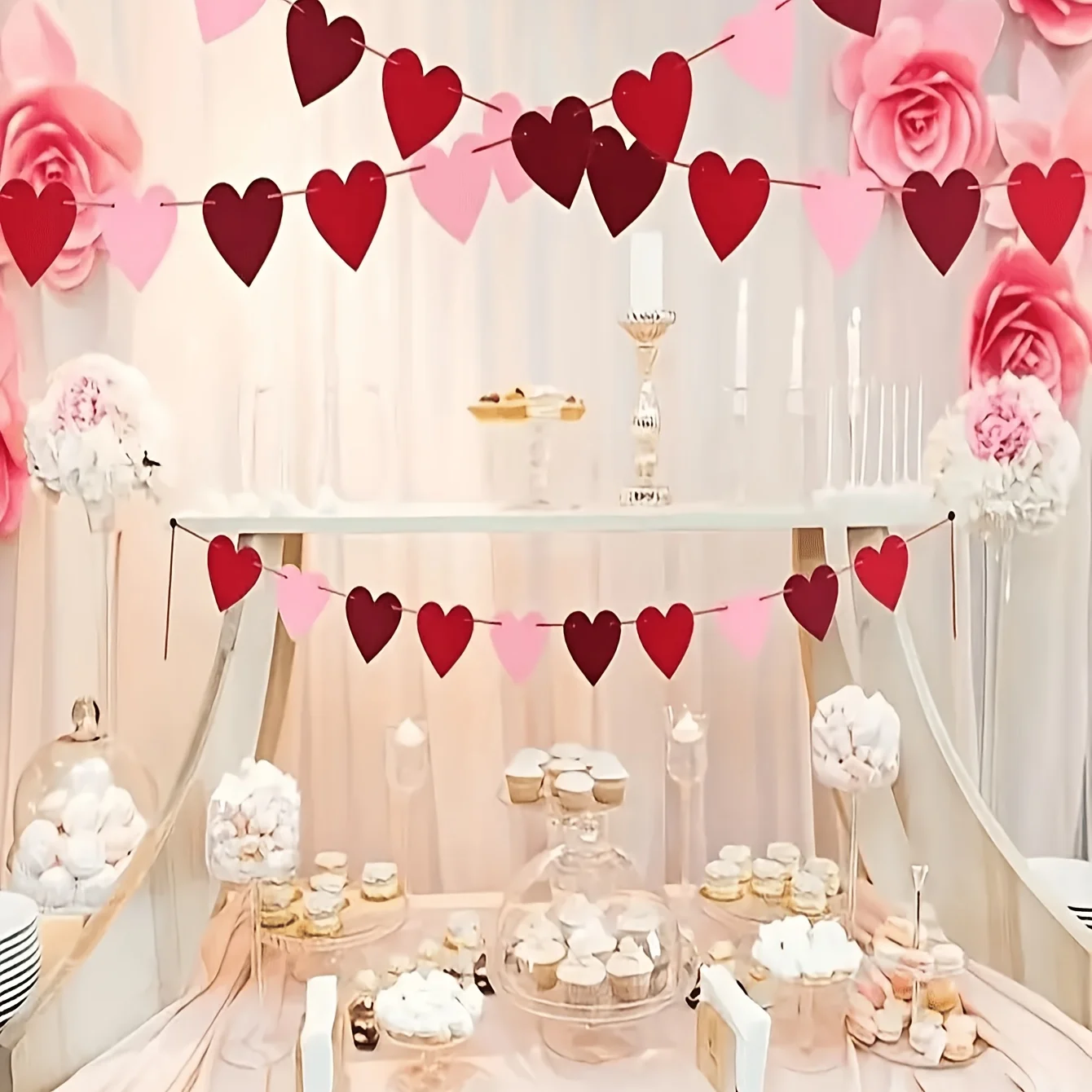 مجموعة الرايات على شكل قلب من اللباد مكونة من 3 قطع - مزيج بوليستر وردي وأحمر، لا حاجة للكهرباء، مثالي لعيد الحب، اقتراح