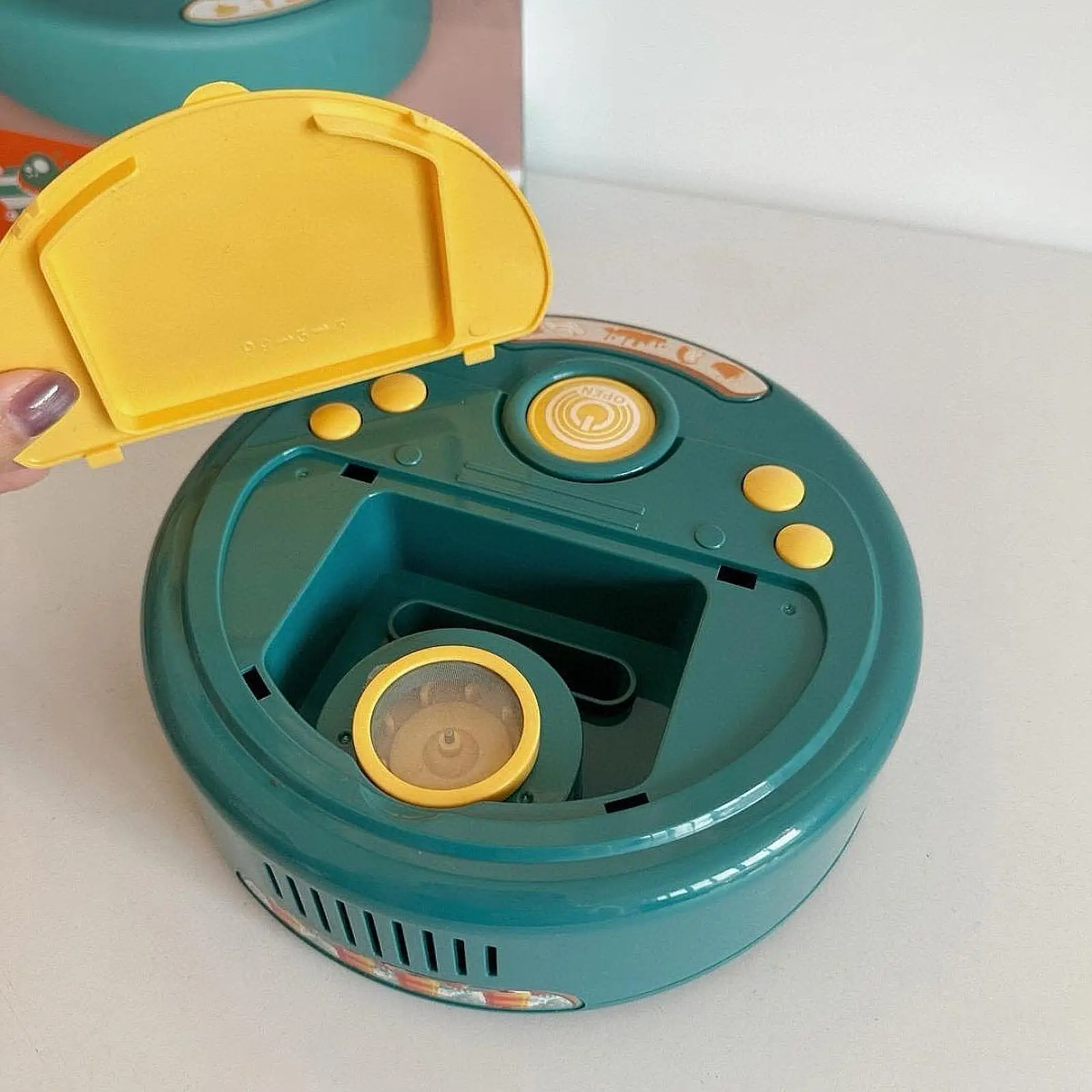 

Детская игрушка-робот для подметания пола, мультяшная ролевая игра для мальчиков и девочек, дети ясельного возраста