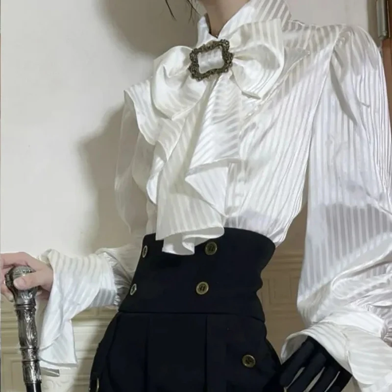 

Y2K Хэллоуин винтажная придворная рубашка женская с рюшами и бантом вертикальная полосатая блузка с рукавами-колокольчиками косплей элегантный белый топ