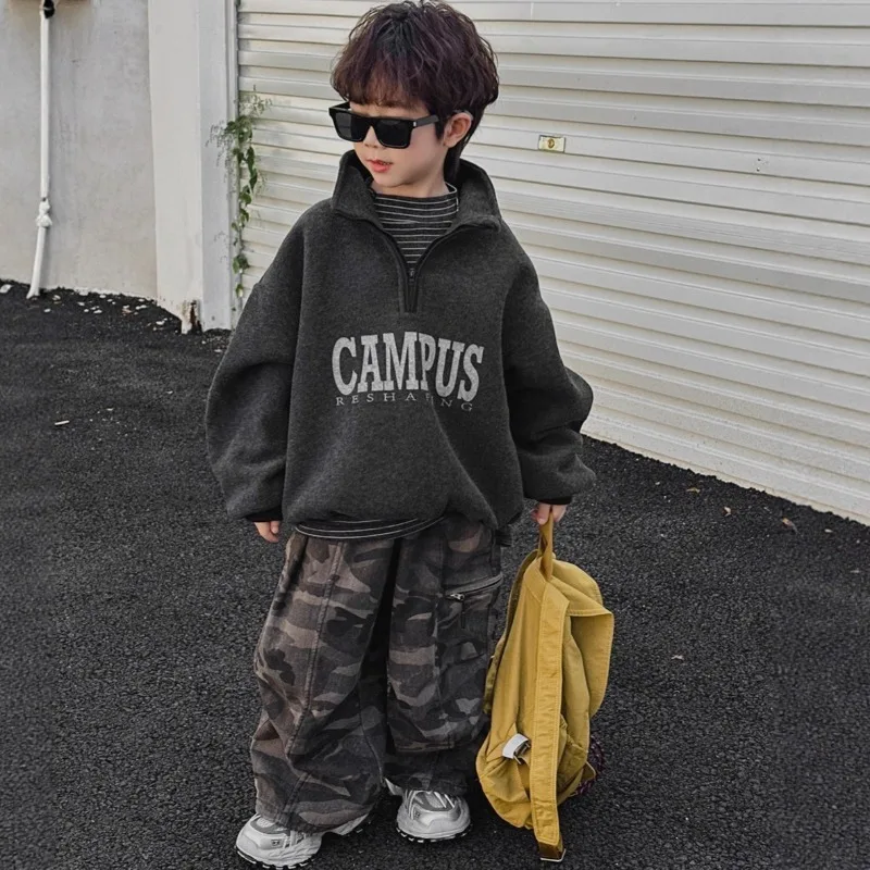 

Boys' 2025 Winter New Fabric Thickened Velvet Stand Up Hoodie, Children's Half Zipper Hoodie, Warm Top Trendy