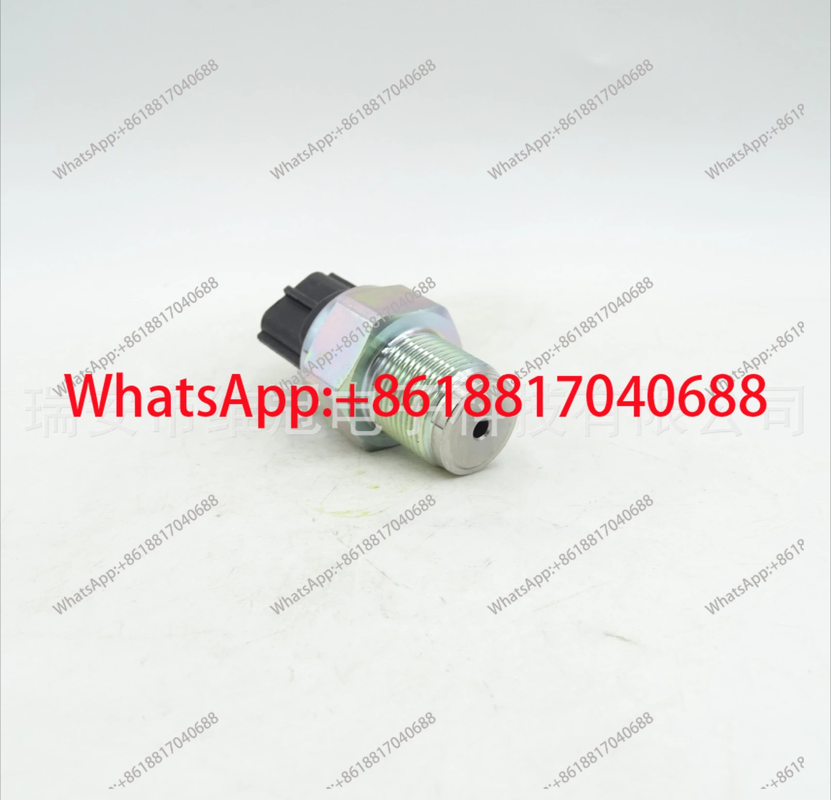RE520930 High voltage common rail pressure sensor