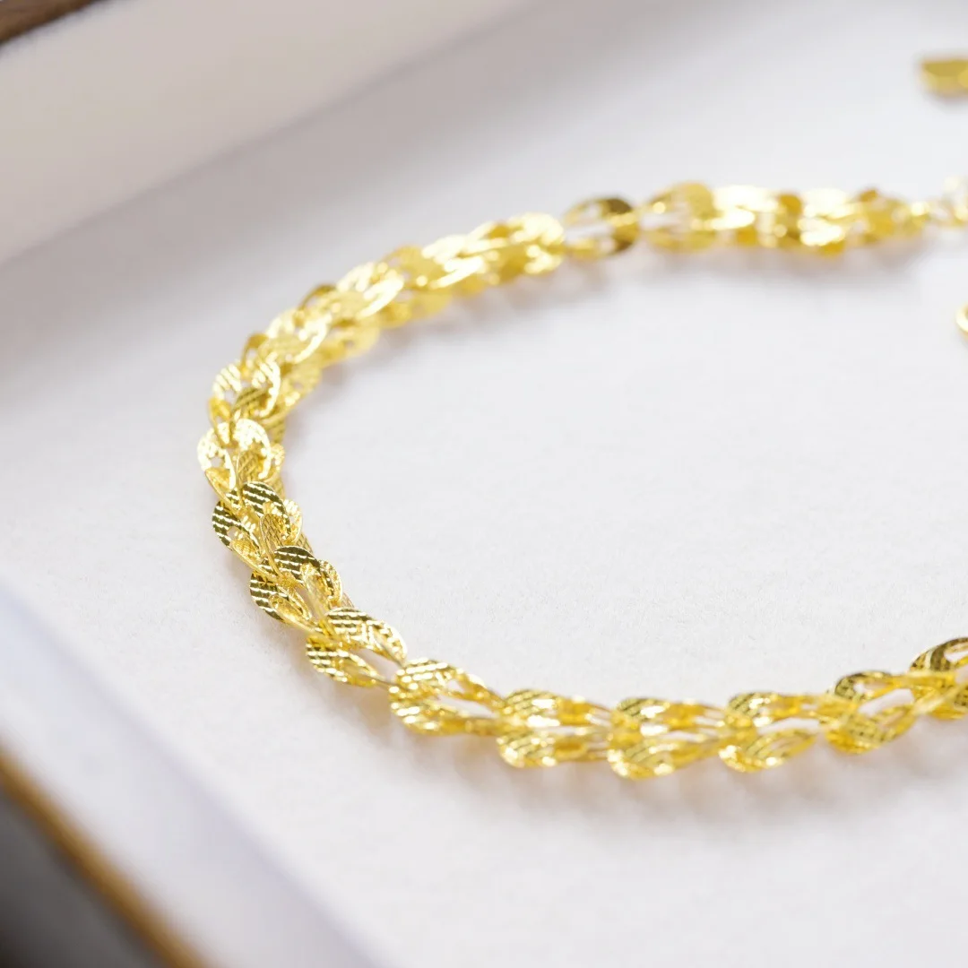 9999 gold phoenix-feather peacock bracelet - elegant and luxurious, exquisite and retro, featuring new Chinese style elements.